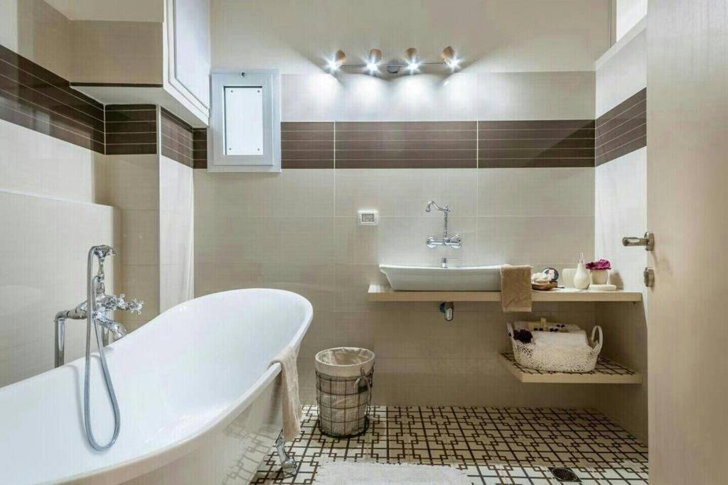 Private House 5 Bdr In Mamilla Up To 12 People ! Villa Йерусалим Екстериор снимка